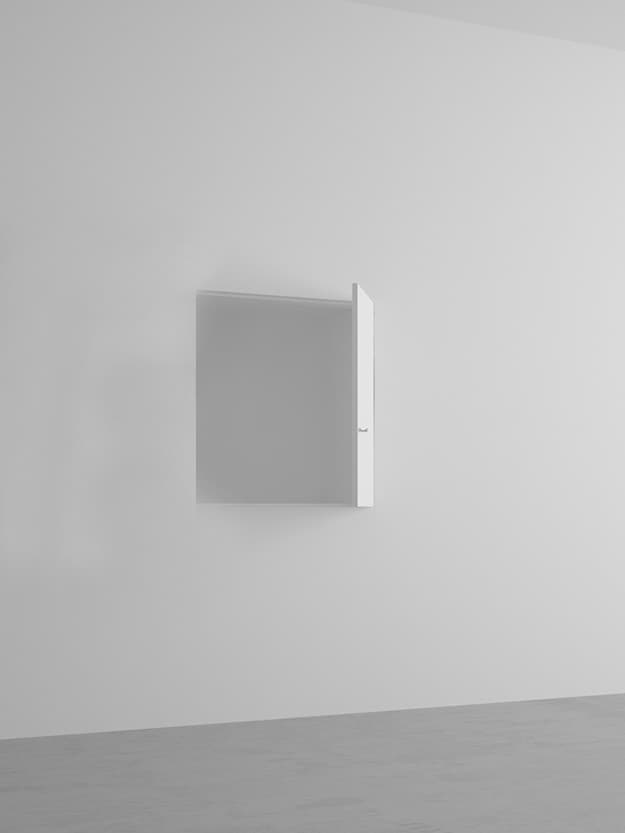 Invisible single panel