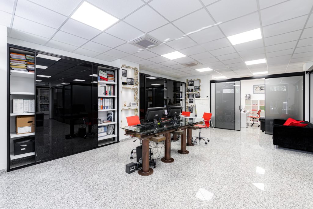 How to Furnish a Small Office