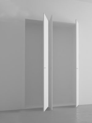 Invisible-wardrobe with 3 doors