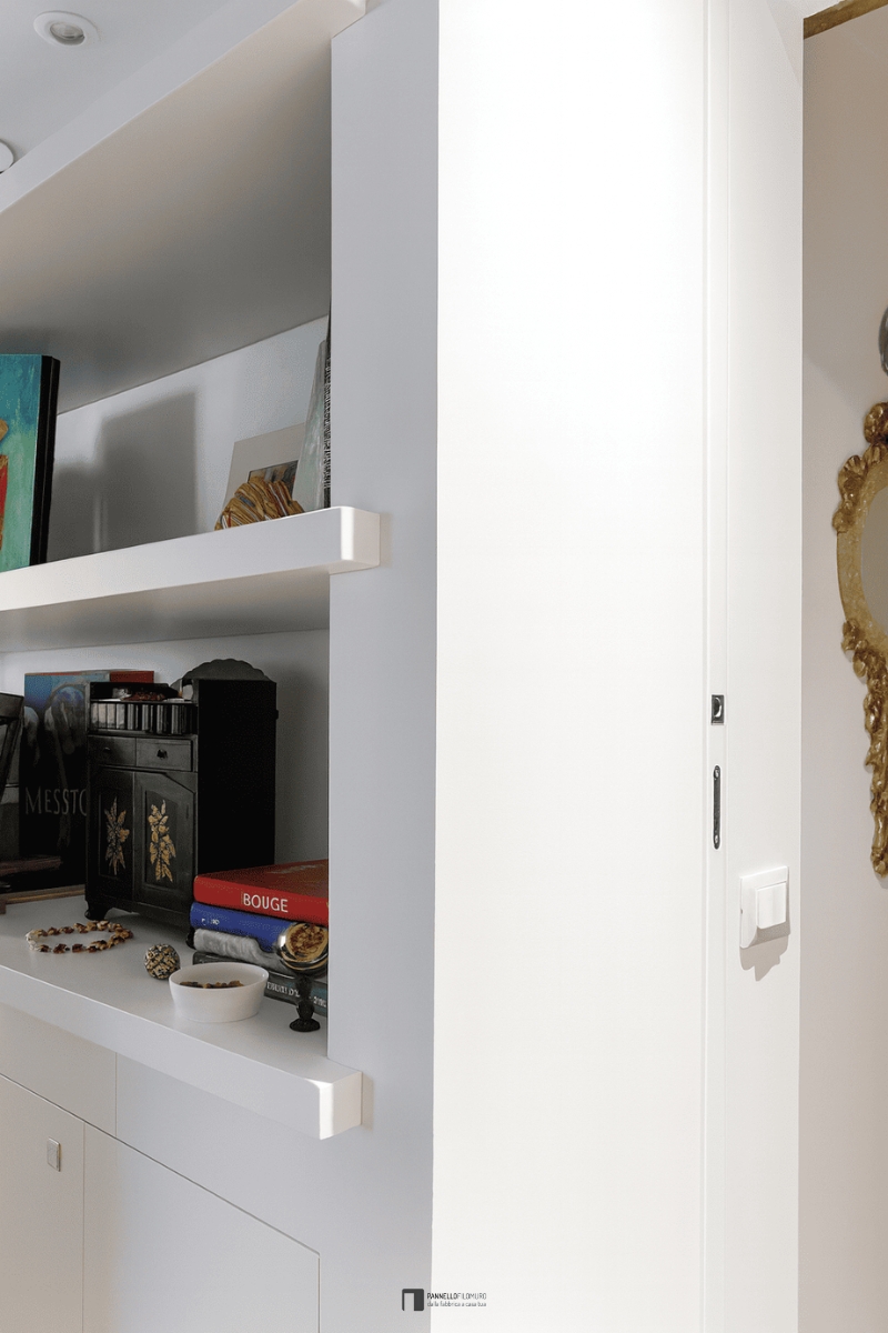 Invisible sliding door standard