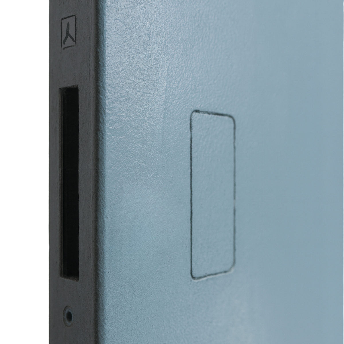 invisible rectangular handle