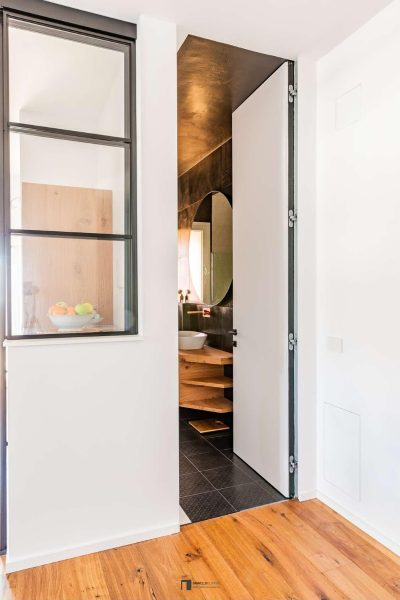 Full-height flush doors